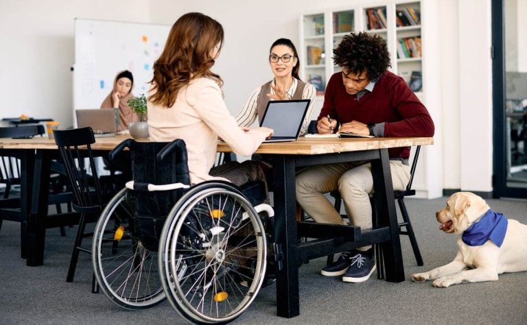 Incapacidad Permanente: Todo lo que Necesitas Saber para Solicitar tu Pensión y Seguir Trabajando